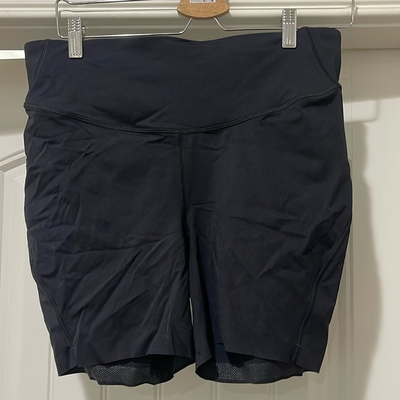 Lululemon black running shorts - Picture 1 of 8